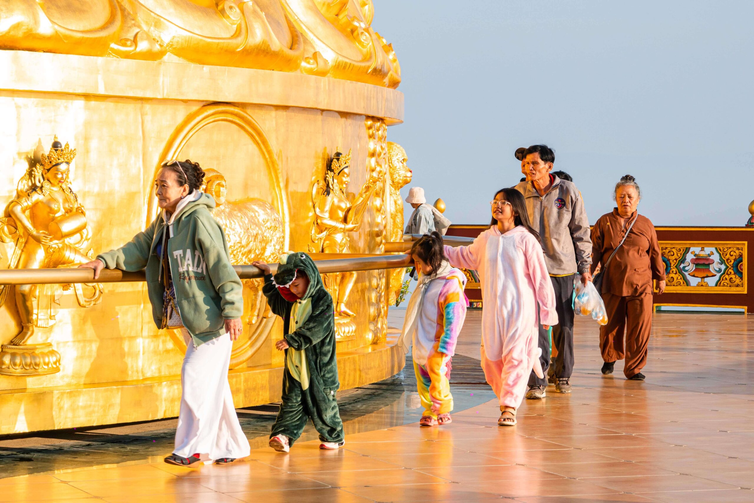 THAM QUAN TRẢI NGHIỆM TRONG NGÀY